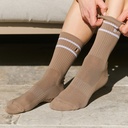 BAHE STUDIO GRIPPY CREW SOCKS COCONUT
