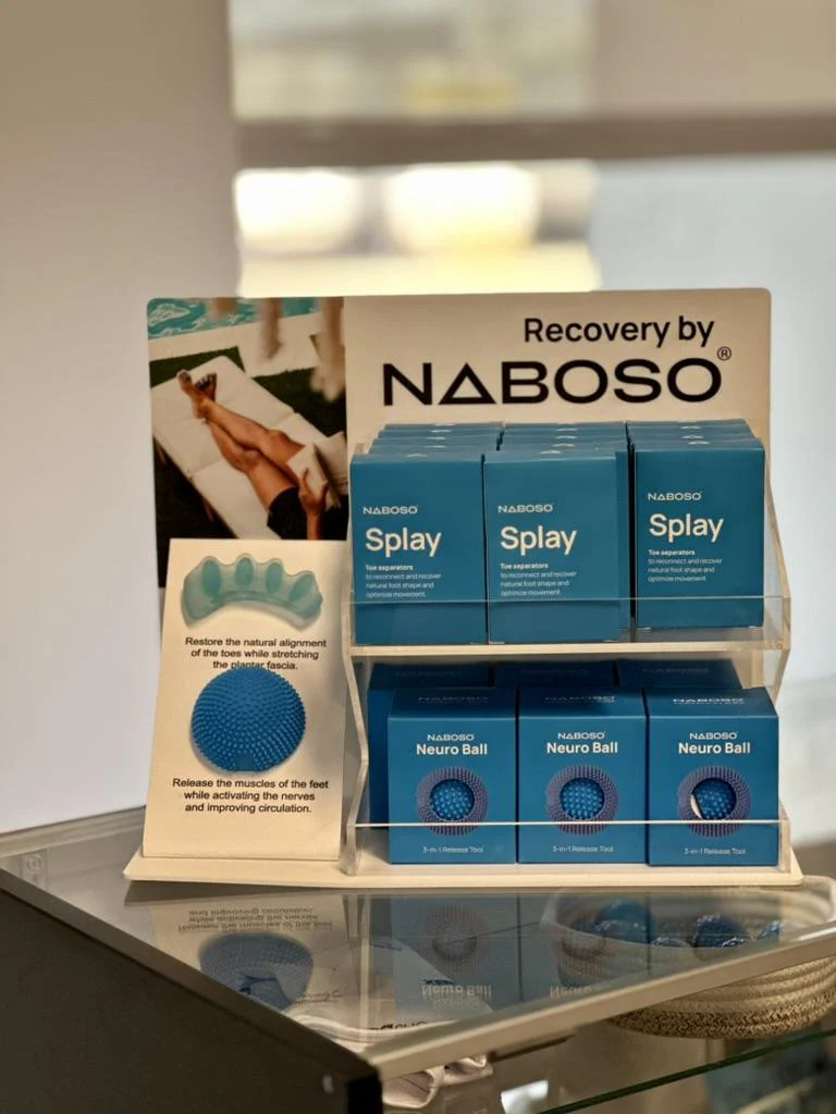 Naboso countertop display