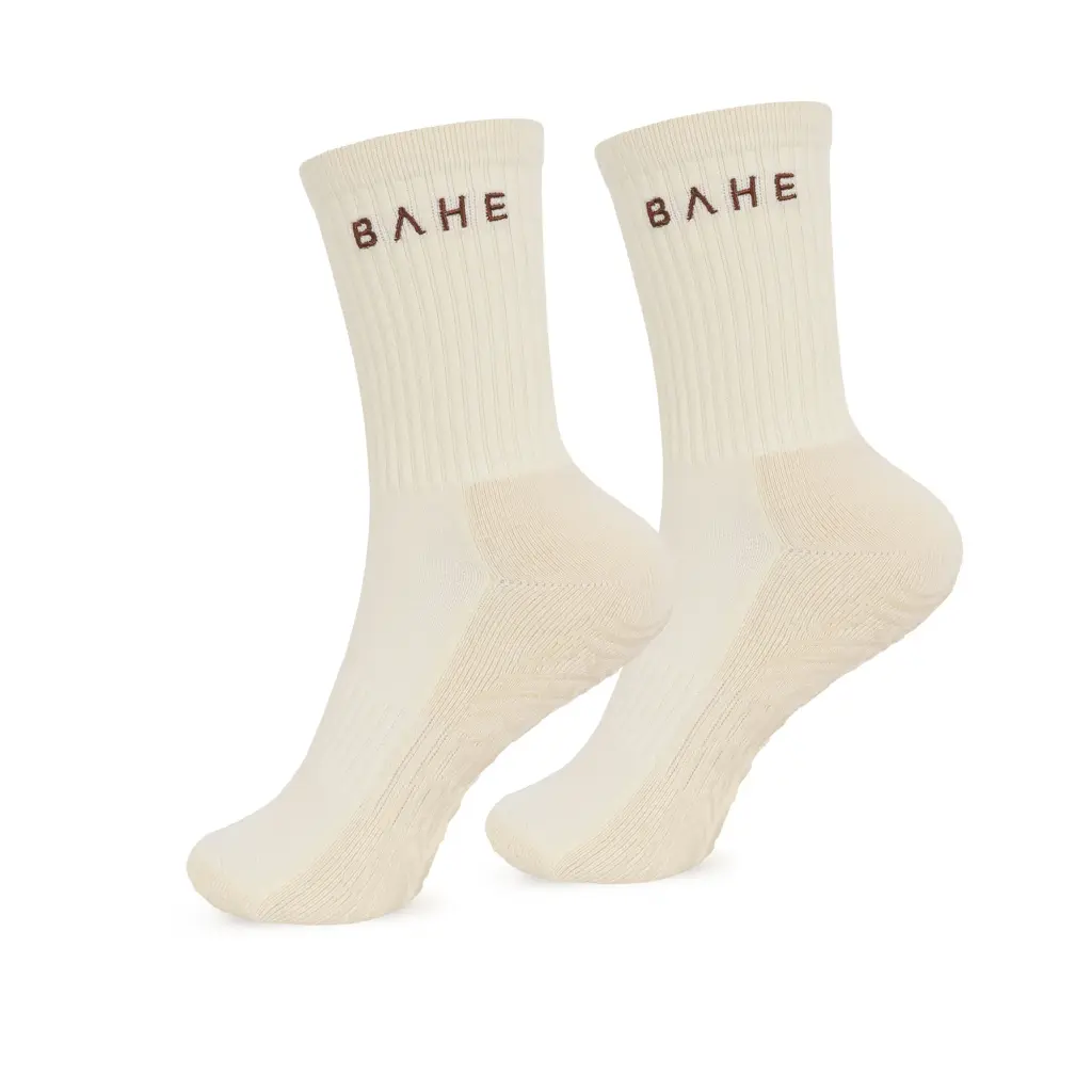 BAHE STUDIO GRIPPY CREW SOCKS COCONUT